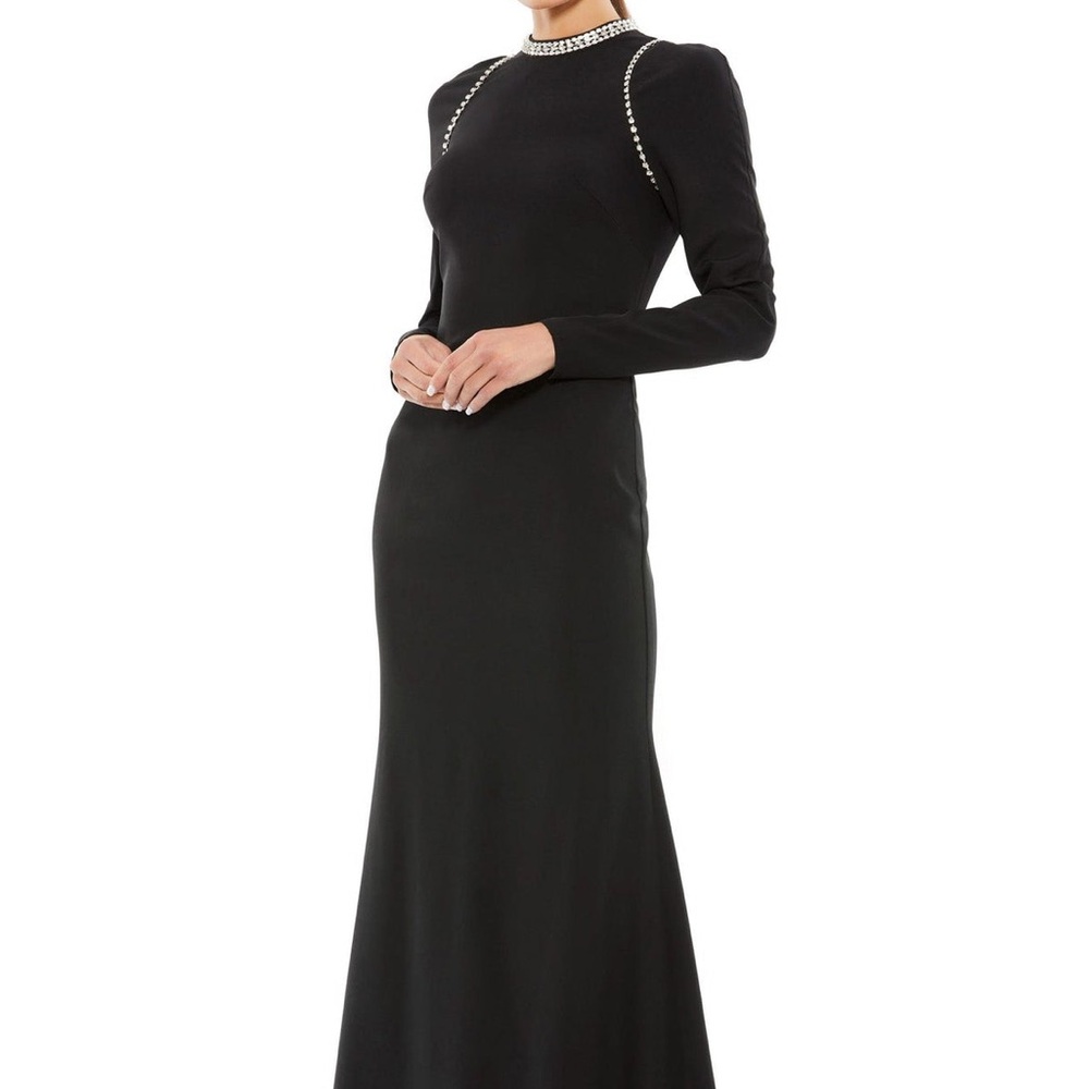 NWT Ieena for Mac Duggal Black Long Sleeve Gown